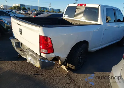 2019 Ram 1500 Classic Slt 4X2 6'4 Box z USA, uszkodzony, nr VIN 1C6RR6TT2KS657886